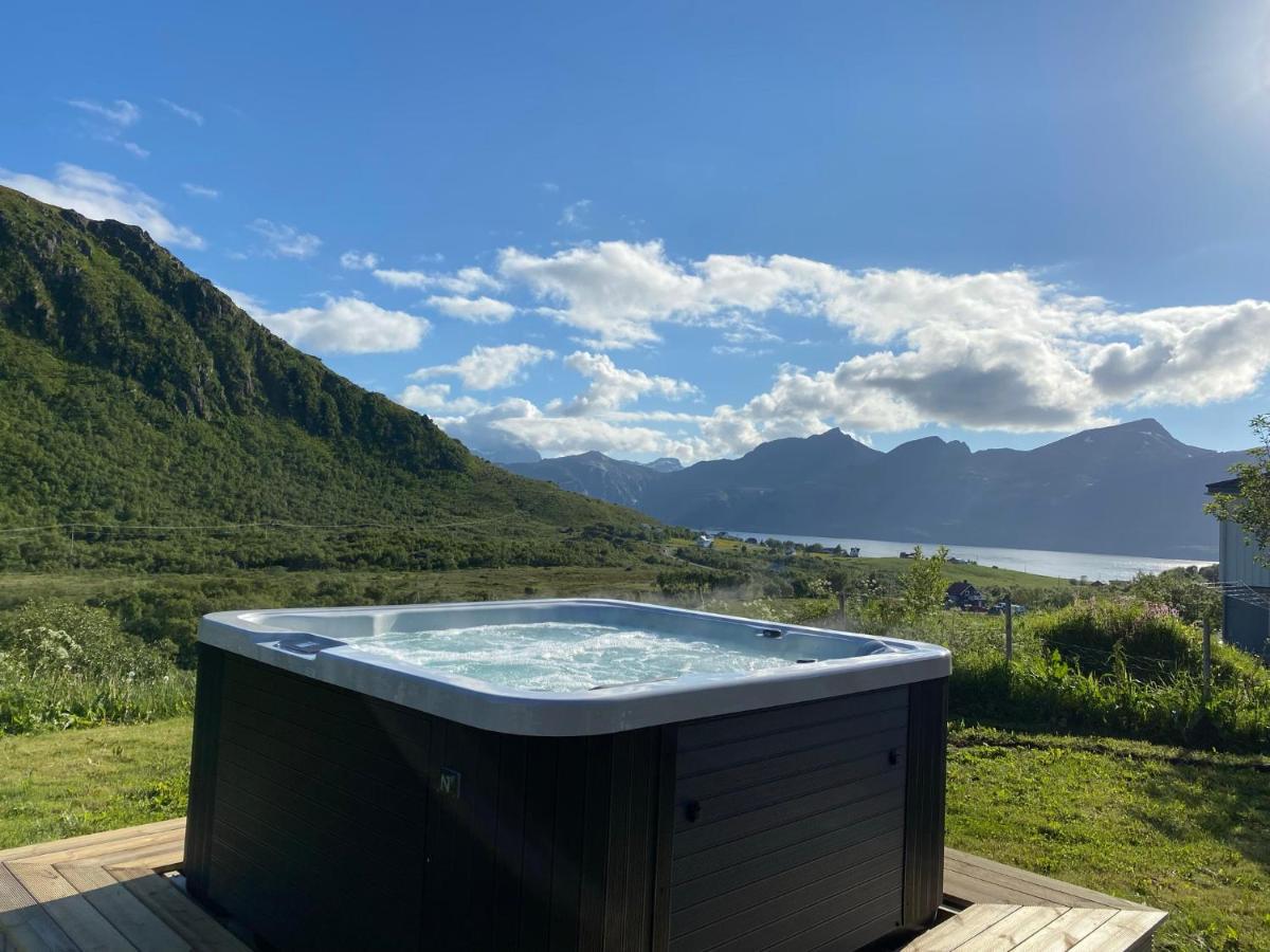 Villa Med Jacuzzi Og Nydelig Utsikt Gravdal  Dış mekan fotoğraf
