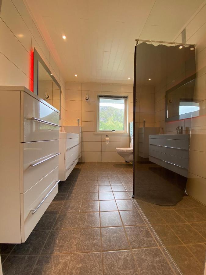 Villa Med Jacuzzi Og Nydelig Utsikt Gravdal  Dış mekan fotoğraf